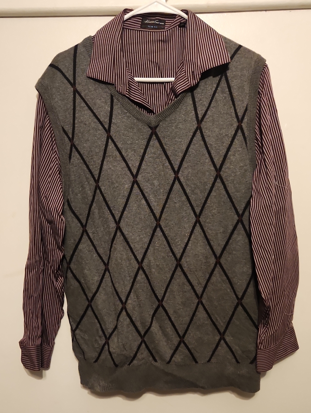 Marciano Gray Argyle V-Neck Sweater Vest with Black Diamond Trim
